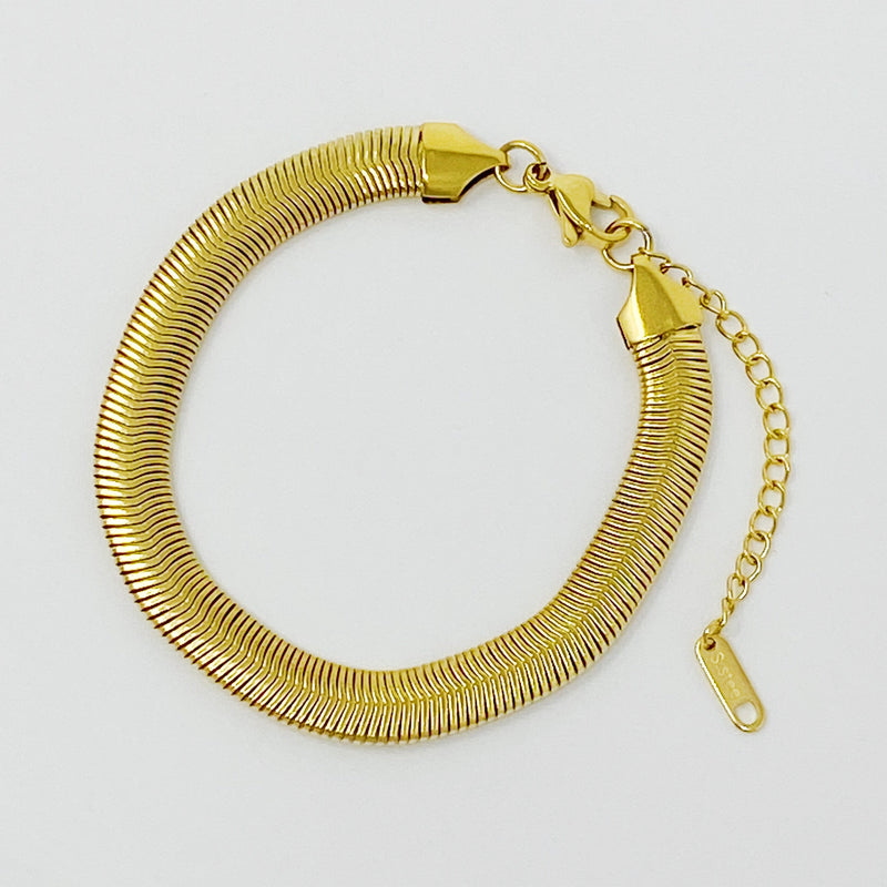 Style Staple Herringbone Chain Bracelet