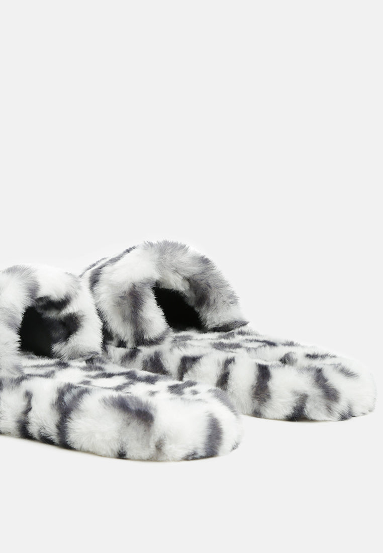 Snuggle-In Indoor Fur Flats