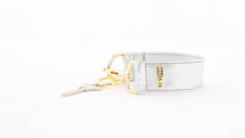 Stunning Silver PREMIUM LEATHER KEYPIT Set • Wristlet