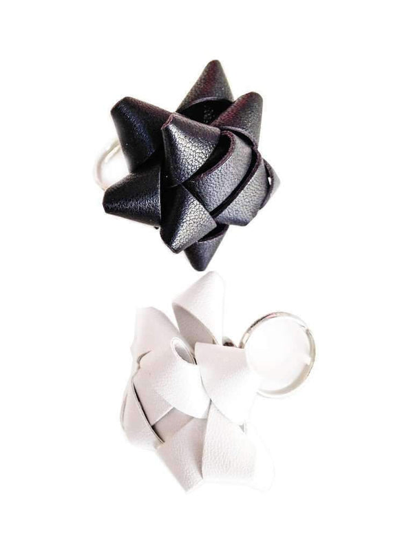True Leather Gift's Bow Rings