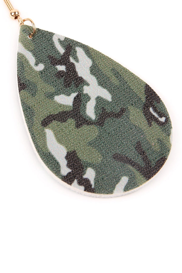 Hde2233 - Camouflage Teardrop Leather Earrings