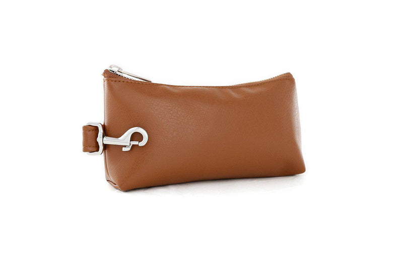 Saddle Brown SIGNATURE IT BAG • Pouch