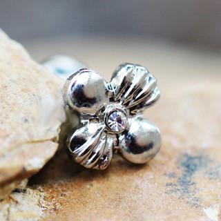 316L Stainless Steel Charming Wildflower Cartilage Earring