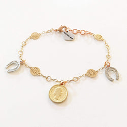 Coin and Horseshoes Sparkle Bracelet in 18kt Gold Plated.