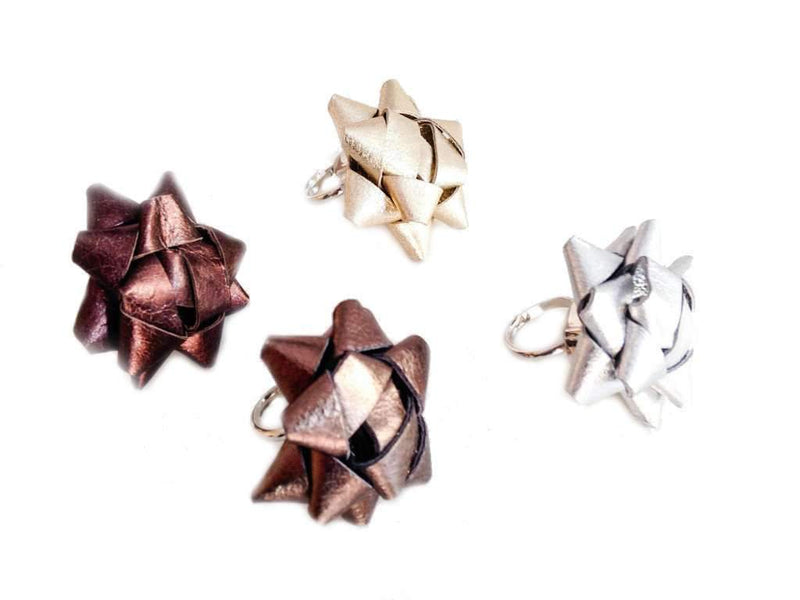 True Leather Gift's Bow Rings