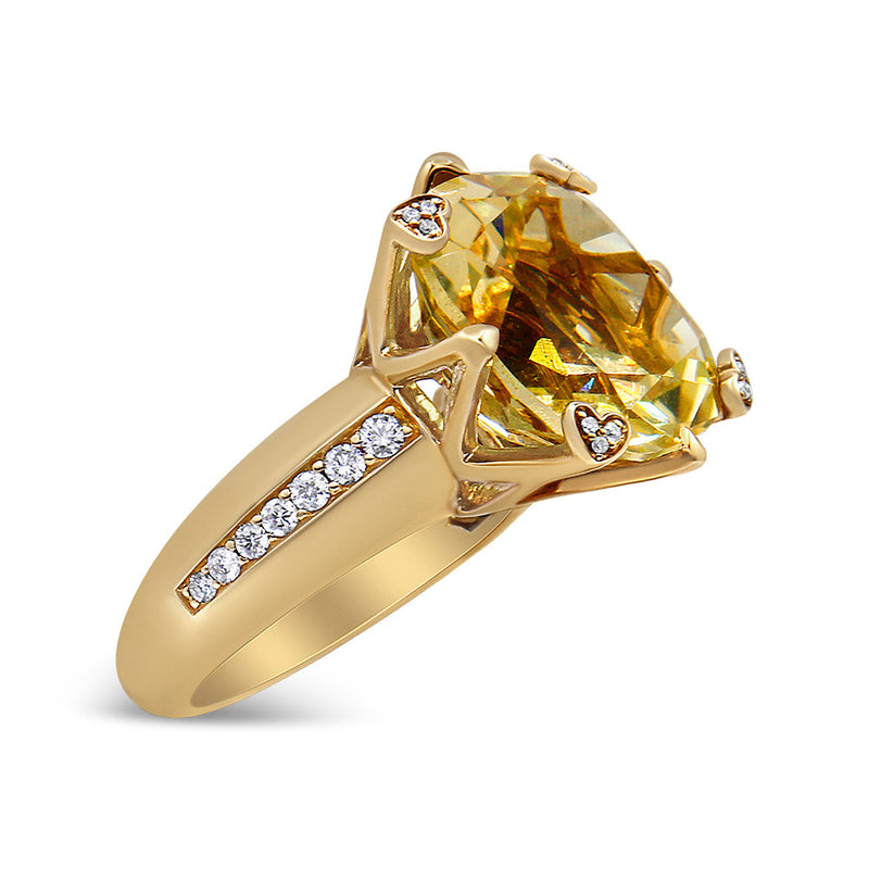 18K Yellow Gold 15x15mm Cushion Cut Lemon Quartz and 1/4 Cttw Diamond Accented Cocktail Ring (F-G Color, VS1-VS2 Clarity