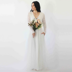 Curve & Plus Size Ivory Lace Long Sleeves Wedding Dress With Pockets , Tulle and Lace Bridal Gown, Long Sleeve Wedding D