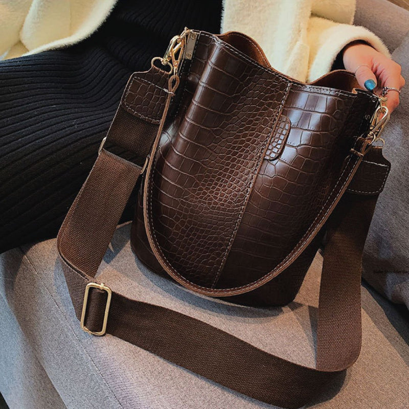 Blake Shoulder Bag -Chocolate Croc