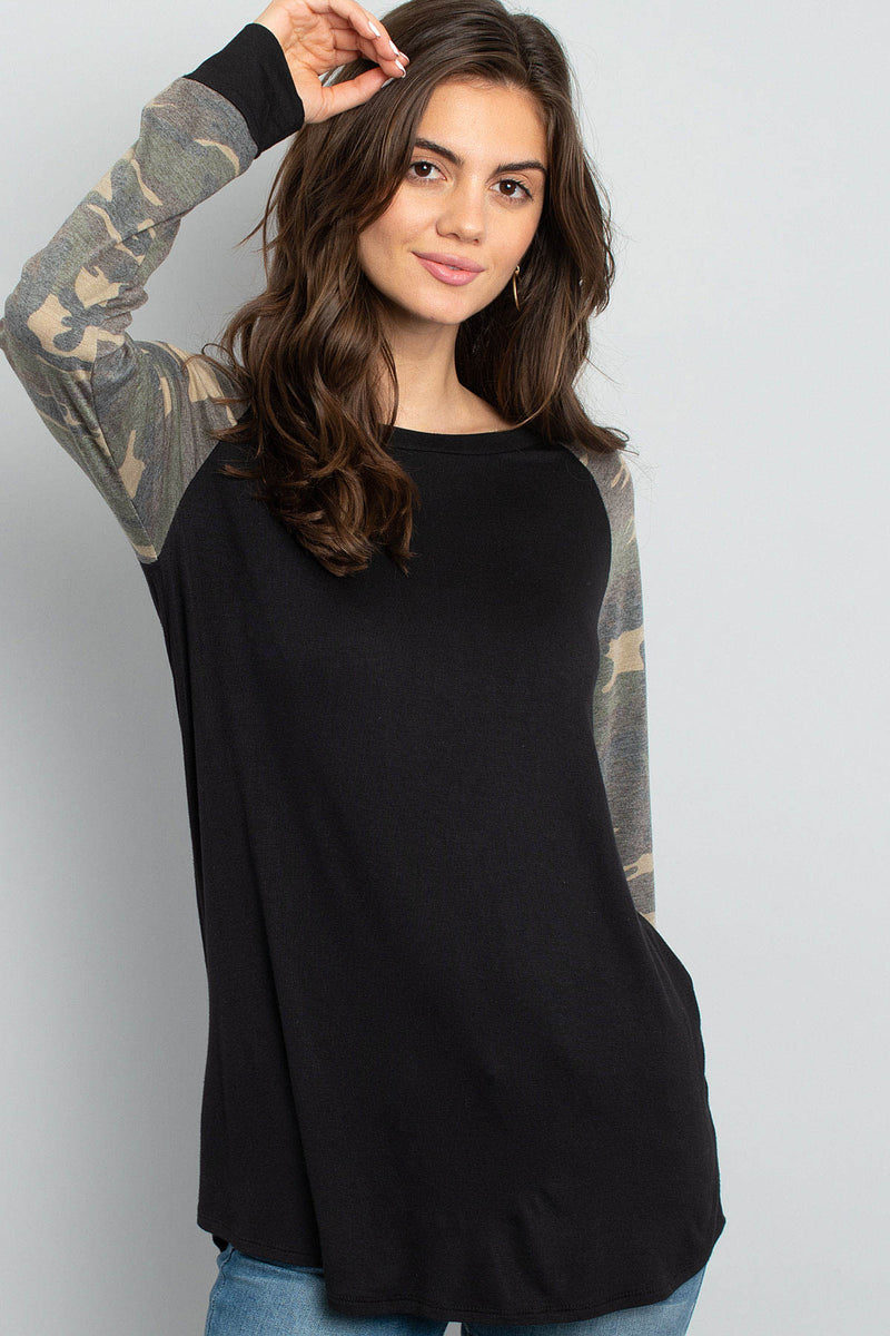 Camouflage Sleeved Round Hem Solid Knit Top